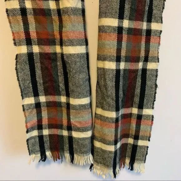 J crew tan red black plaid scarf for fall winter 100% acrylic one size long - Picture 6 of 6
